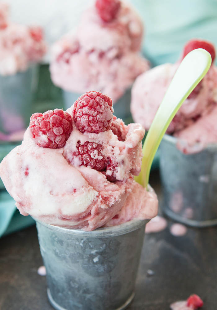 Homemade Raspberry Ice Cream